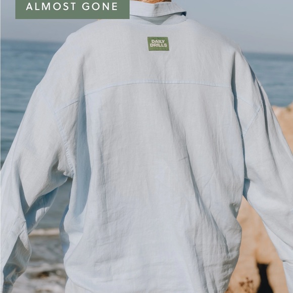 DAILY DRILLS LINEN TOP IN PACIFIC! - Picture 2 of 2